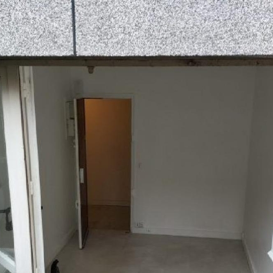  Annonces COURBEVOIE : Appartement | PARIS (75014) | 9 m2 | 99 000 € 