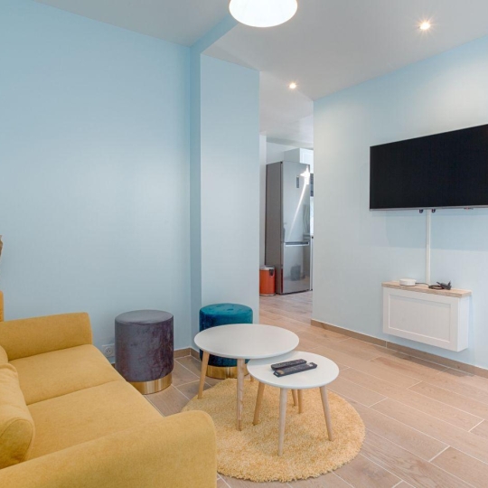  Annonces COURBEVOIE : Appartement | VANVES (92170) | 10 m2 | 750 € 