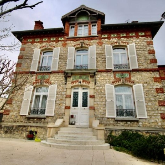 Annonces COURBEVOIE : Maison / Villa | MONTMAGNY (95360) | 262.00m2 | 832 000 € 