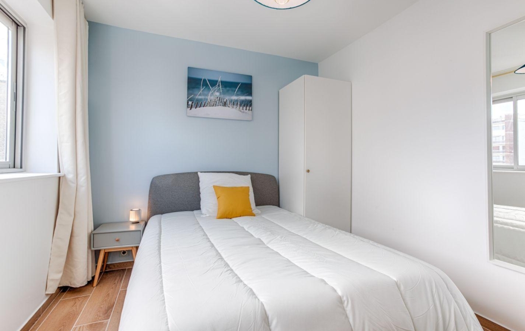 Annonces COURBEVOIE : Appartement | VANVES (92170) | 10 m2 | 750 € 