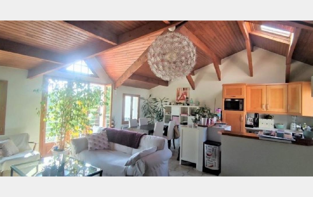 Annonces COURBEVOIE : Maison / Villa | ARGENTEUIL (95100) | 85 m2 | 319 000 € 