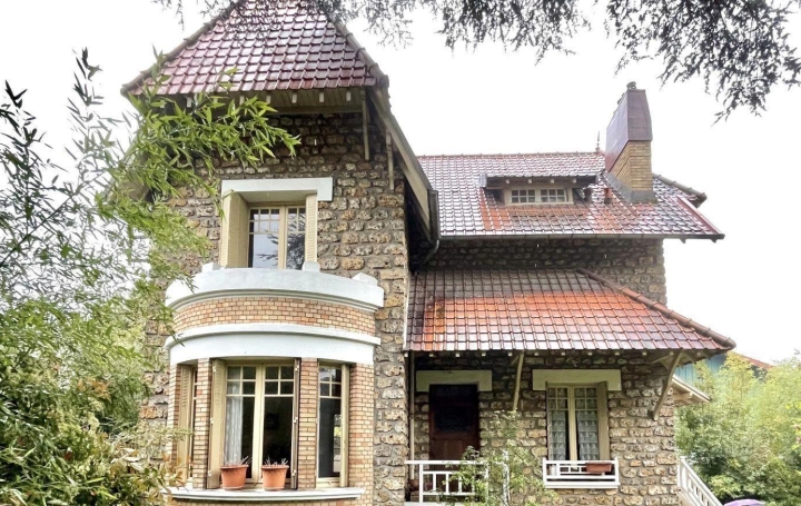  Annonces COURBEVOIE House | CACHAN (94230) | 193 m2 | 840 000 € 