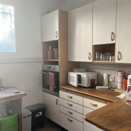  Annonces COURBEVOIE : Apartment | ASNIERES-SUR-SEINE (92600) | 10 m2 | 560 € 