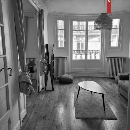  Annonces COURBEVOIE : Apartment | PARIS (75012) | 67 m2 | 660 000 € 
