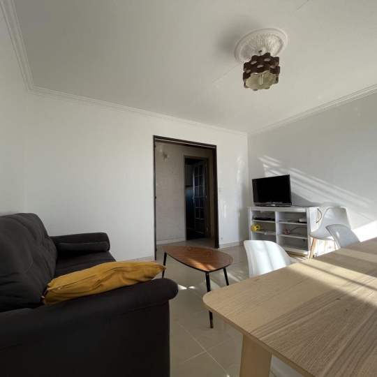  Annonces COURBEVOIE : Apartment | ARGENTEUIL (95100) | 12 m2 | 500 € 