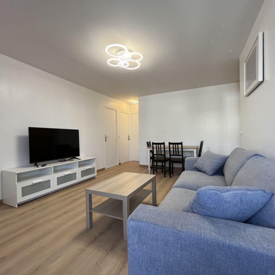  Annonces COURBEVOIE : Apartment | SURESNES (92150) | 10 m2 | 750 € 