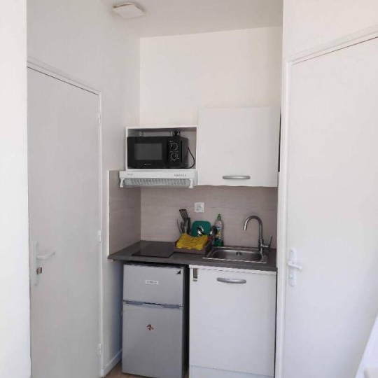  Annonces COURBEVOIE : Appartement | COLOMBES (92700) | 12 m2 | 650 € 