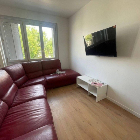  Annonces COURBEVOIE : Apartment | LA COURNEUVE (93120) | 12 m2 | 620 € 
