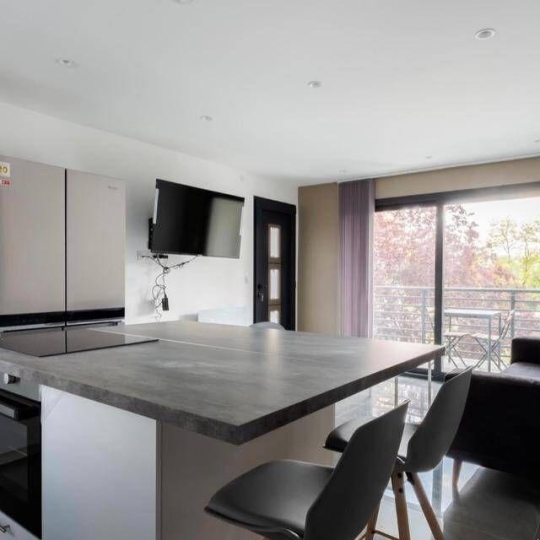  Annonces COURBEVOIE : House | COLOMBES (92700) | 150 m2 | 650 € 