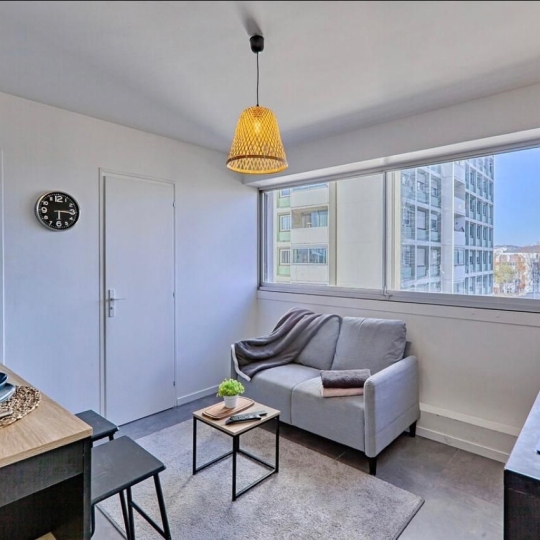  Annonces COURBEVOIE : Apartment | COLOMBES (92700) | 26 m2 | 820 € 