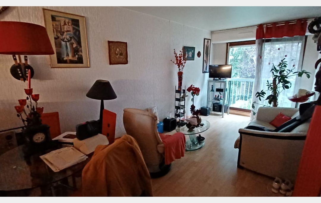 Annonces COURBEVOIE : Appartement | PARIS (75018) | 46 m2 | 340 200 € 