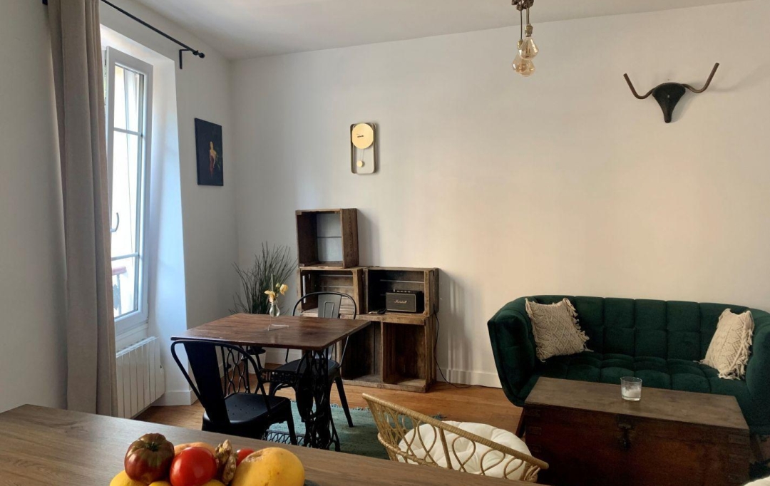 Annonces COURBEVOIE : Appartement | PARIS (75018) | 33 m2 | 1 147 € 