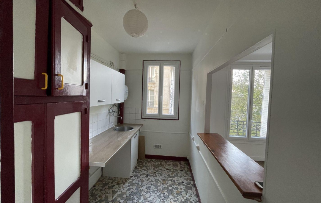 Annonces COURBEVOIE : Apartment | PARIS (75018) | 34 m2 | 299 000 € 