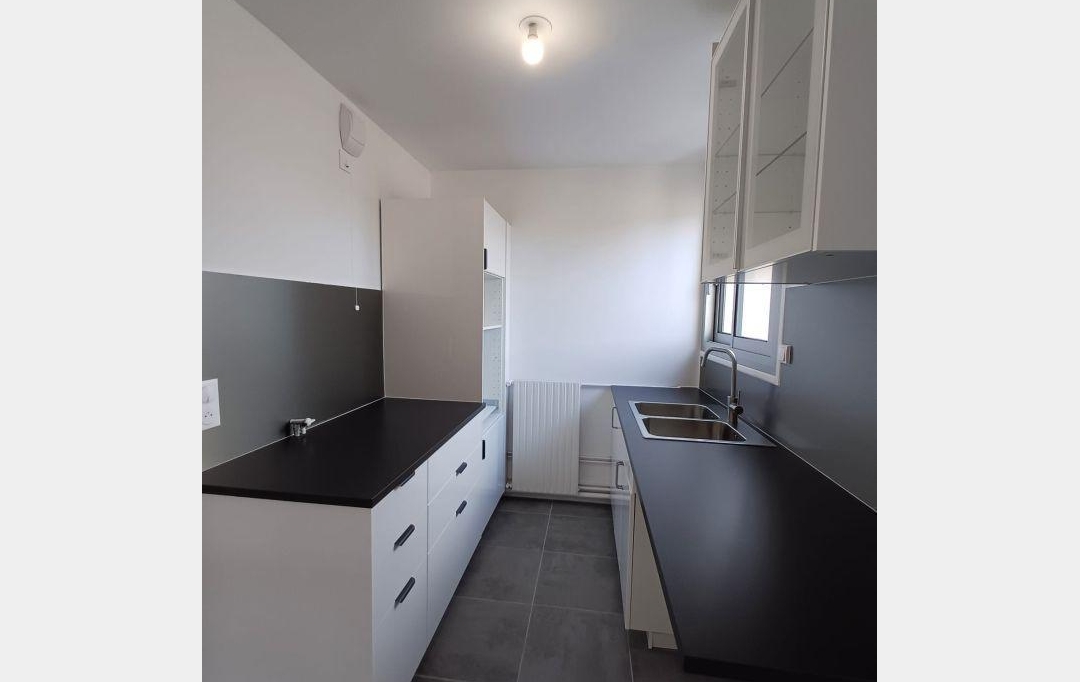 Annonces COURBEVOIE : Apartment | CHAVILLE (92370) | 68 m2 | 299 000 € 