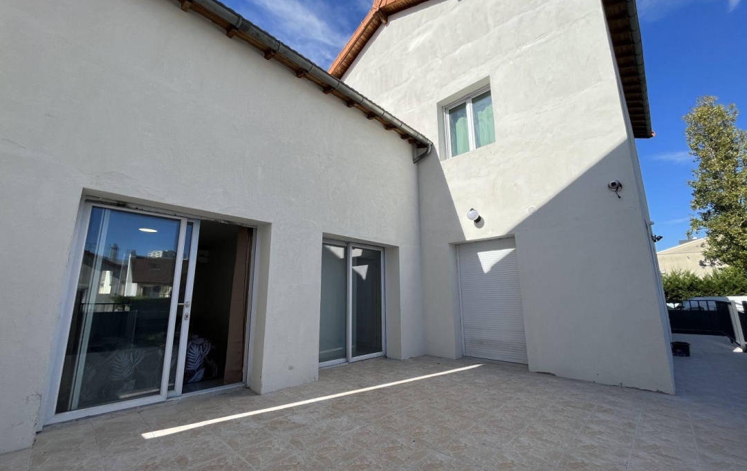 Annonces COURBEVOIE : House | COLOMBES (92700) | 11 m2 | 700 € 