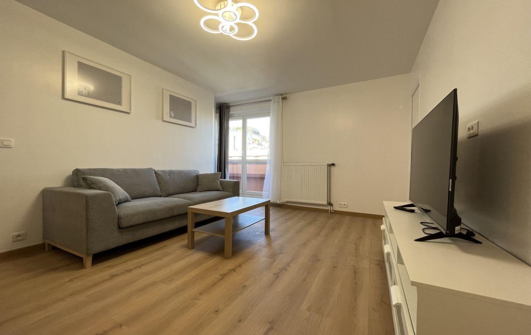 Annonces COURBEVOIE : Appartement | SURESNES (92150) | 10 m2 | 750 € 