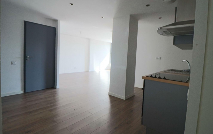 Annonces COURBEVOIE : Appartement | SURESNES (92150) | 54 m2 | 1 215 € 