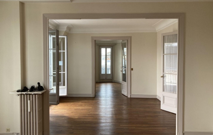 Annonces COURBEVOIE : Appartement | PARIS (75016) | 120 m2 | 3 280 € 