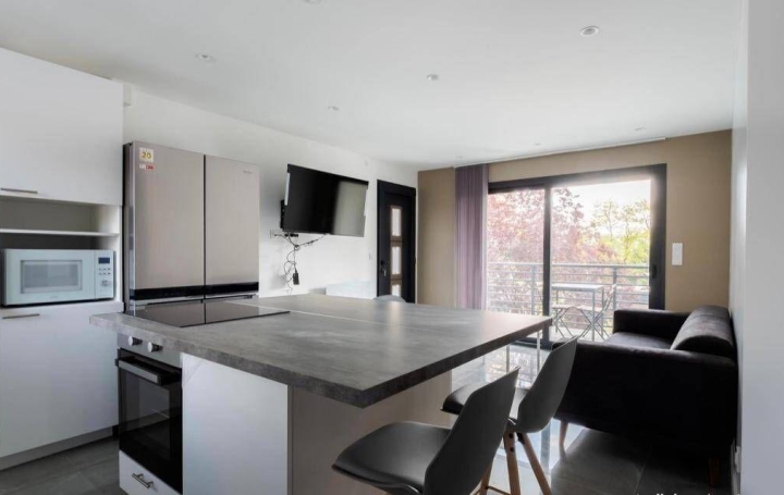  Annonces COURBEVOIE House | COLOMBES (92700) | 150 m2 | 650 € 